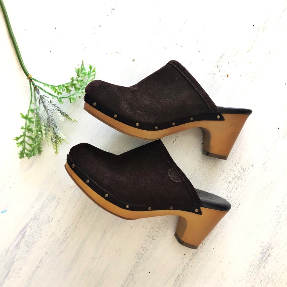 American Eagle Suede Clog Heels - Picture 4 of 8